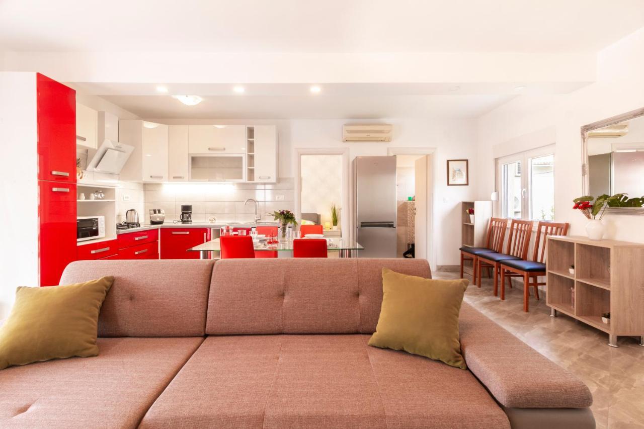 Apartman Gabrijela สปลิท ภายนอก รูปภาพ