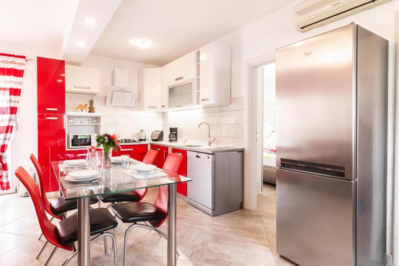 Apartman Gabrijela สปลิท ภายนอก รูปภาพ