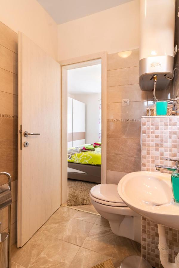 Apartman Gabrijela สปลิท ภายนอก รูปภาพ