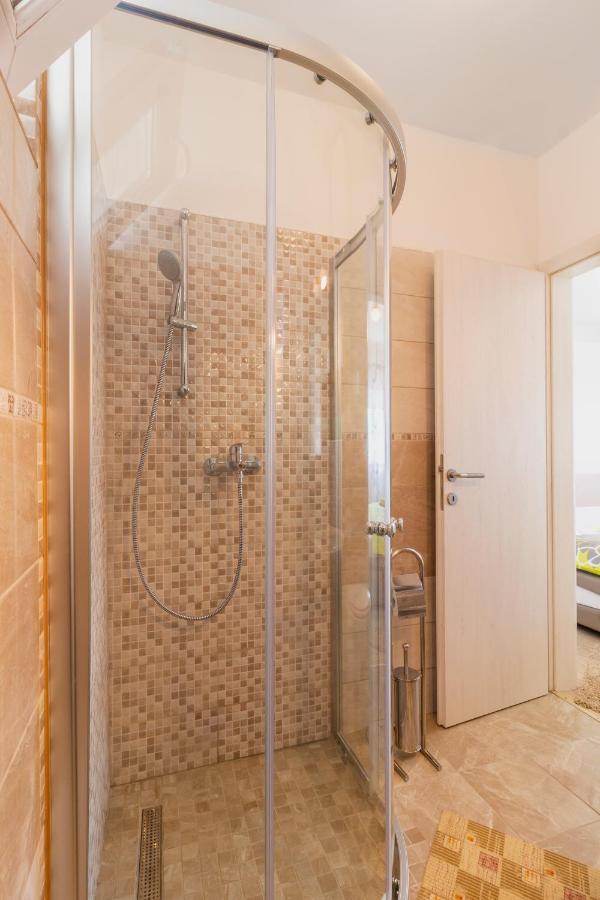 Apartman Gabrijela สปลิท ภายนอก รูปภาพ